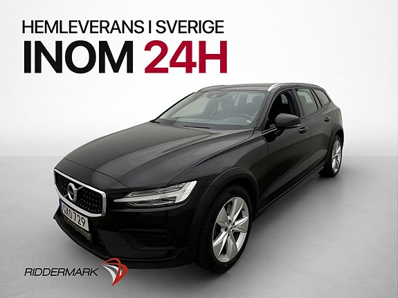 Volvo V60 Cross Country 3 of 30