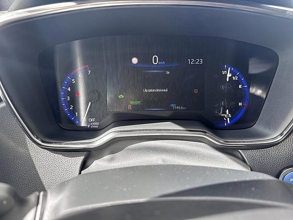 Toyota Corolla 12 of 12