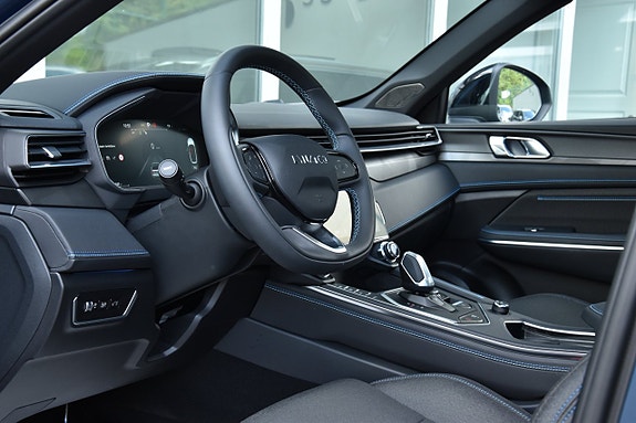 Lynk & Co 01 9 of 30
