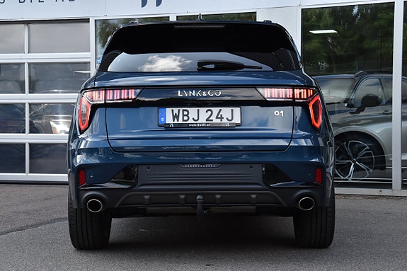 Lynk & Co 01 7 of 30