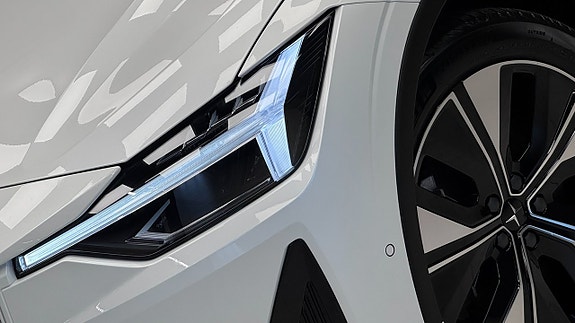 Polestar 2 13 of 21