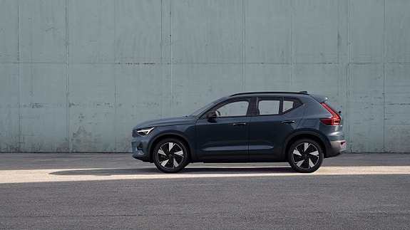 Volvo EX40 10 of 30