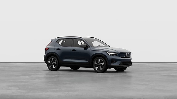 Volvo EX40 22 of 30