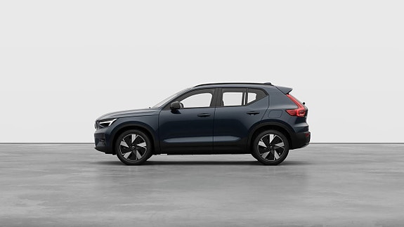 Volvo EX40 19 of 30