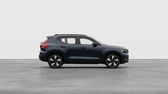 Volvo EX40 20 of 30