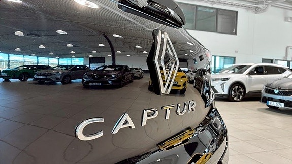 Renault Captur 25 of 25