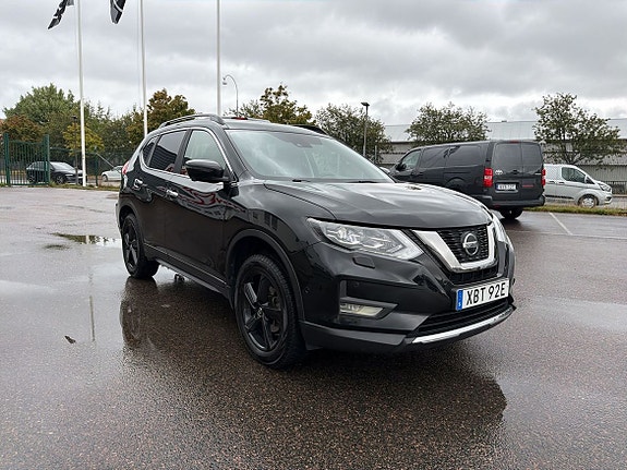 Nissan X-Trail 9 of 17