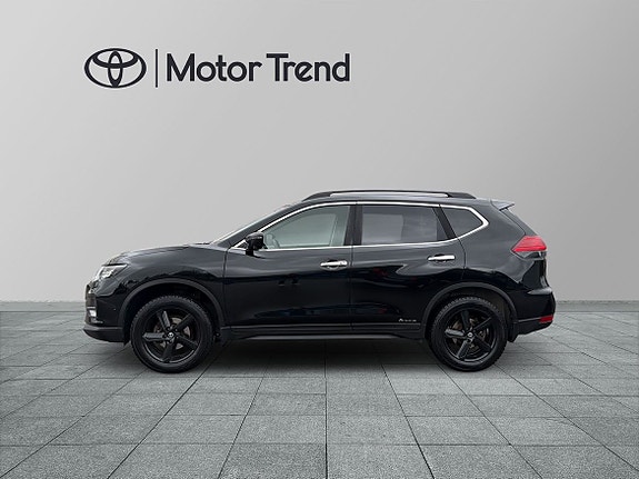 Nissan X-Trail 3 of 17