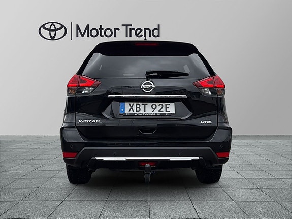 Nissan X-Trail 4 of 17