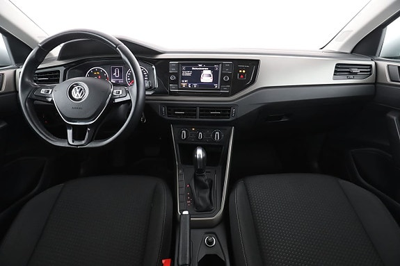 Volkswagen Polo 13 of 30