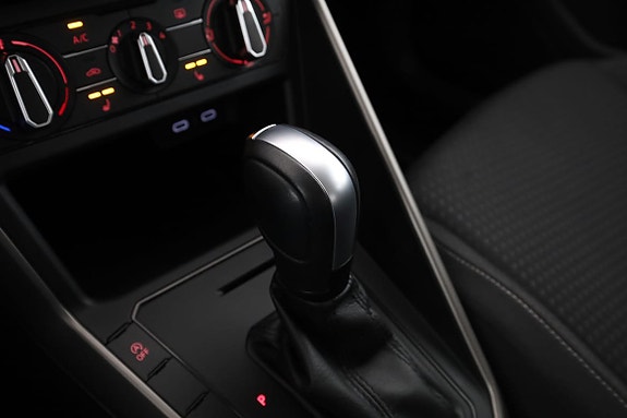 Volkswagen Polo 26 of 30