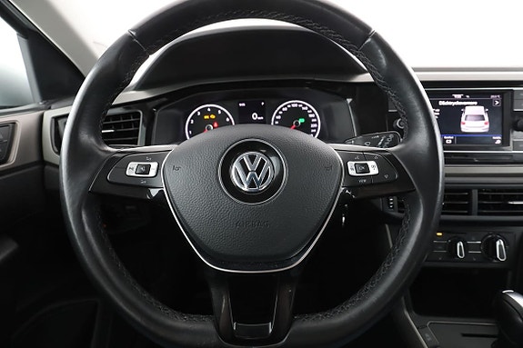 Volkswagen Polo 19 of 30