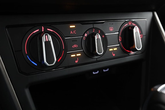Volkswagen Polo 24 of 30