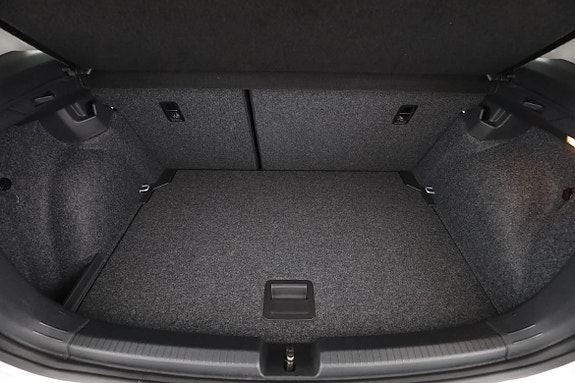 Volkswagen Polo 18 of 30