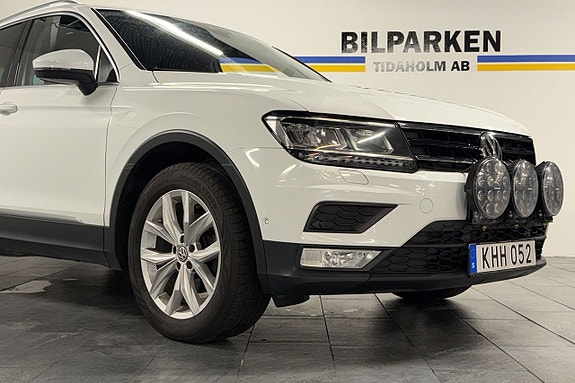 Volkswagen Tiguan 5 of 29