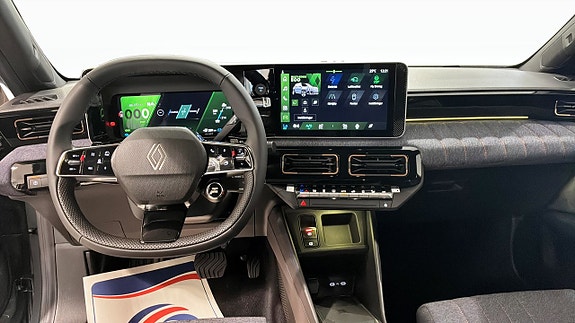 Renault 4 E-Tech 14 of 23