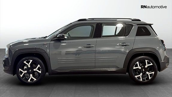 Renault 4 E-Tech 7 of 23