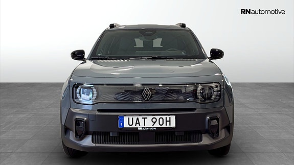 Renault 4 E-Tech 6 of 23