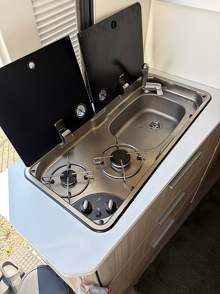 Adria Twin 600SP Axess 6 of 13