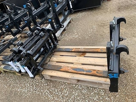 SE Equipment  planerskopor och pallgafflar StBM & S 4 of 6