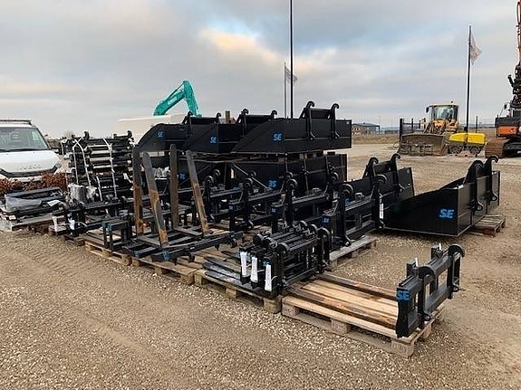 SE Equipment  planerskopor och pallgafflar StBM & S 6 of 6
