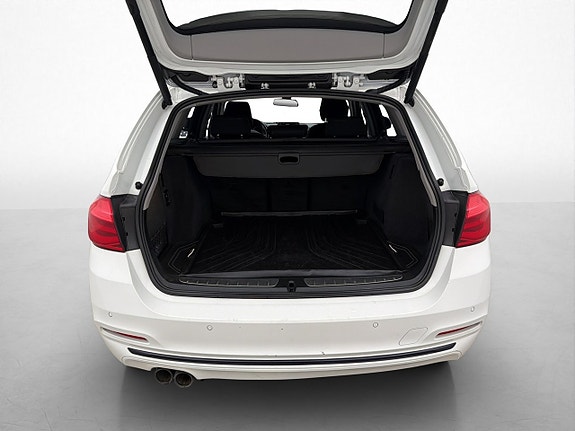 BMW 320 8 of 28