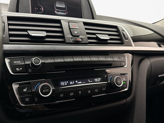 BMW 320 19 of 28