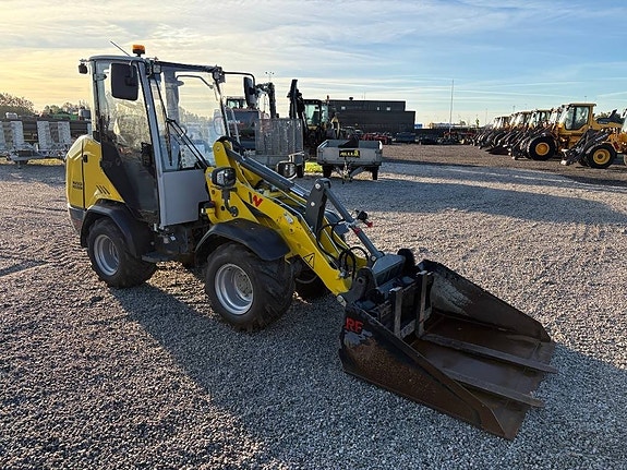 Wacker Neuson WL 28 3 of 7