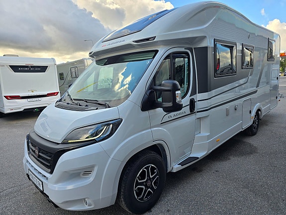 Adria CORAL 670SL PLUS FIAT 9-STEGS AUT. 180HK 5 of 22