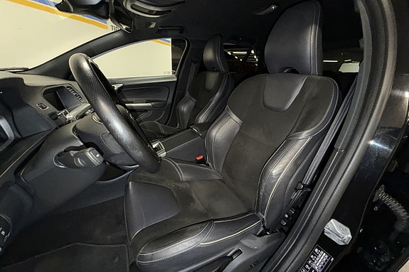 Volvo V60 15 of 24