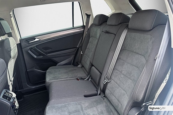 Volkswagen Tiguan Allspace 11 of 27