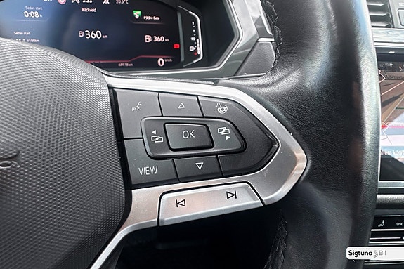 Volkswagen Tiguan Allspace 16 of 27