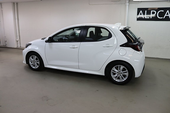 Toyota Yaris 9 of 21