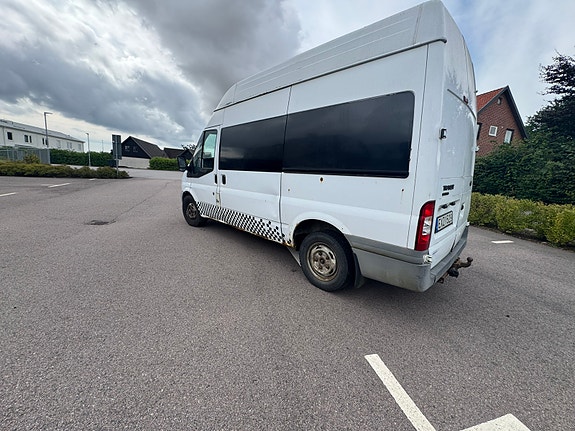 Ford Transit 4 of 6
