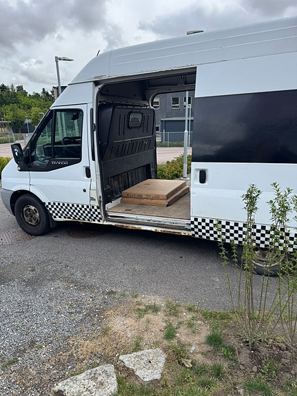 Ford Transit 6 of 6