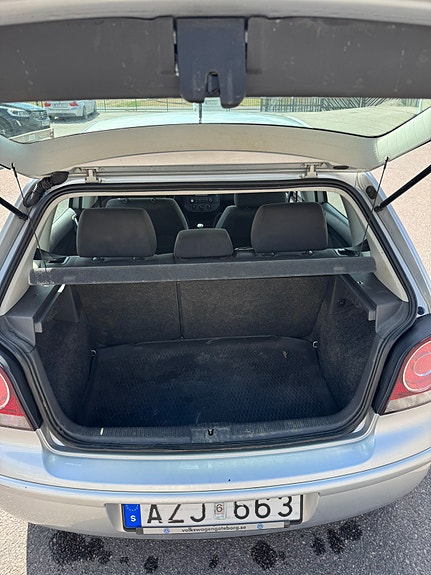 Volkswagen Polo 6 of 8