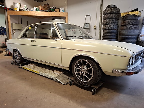 Audi 100 3 of 6
