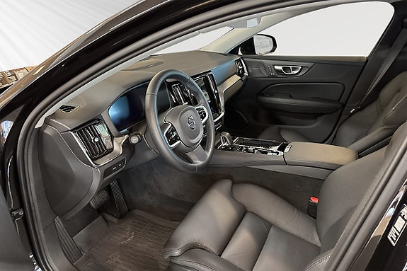 Volvo V60 7 of 24