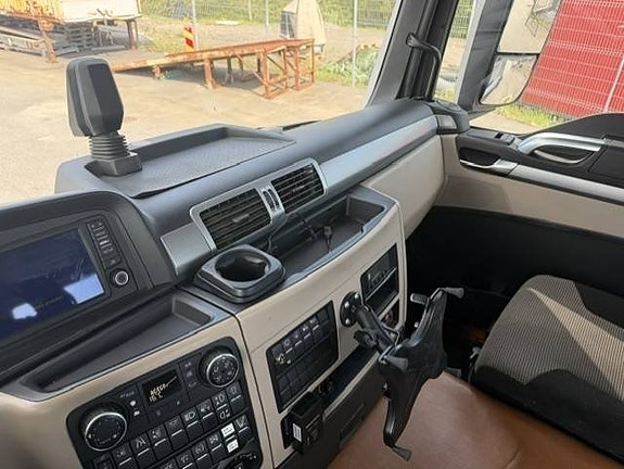 MAN TGS 33.500 6X6 6 of 16