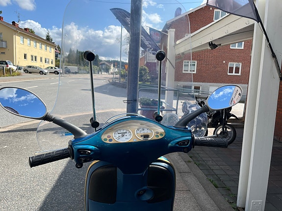Vespa ET2 11 of 12