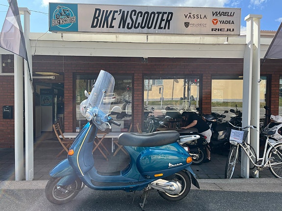 Vespa ET2 12 of 12