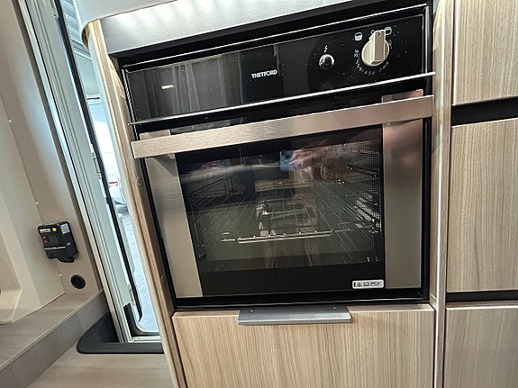 Adria Compact SC / Automat / Solcell / 3500kg / Ugn 17 of 25