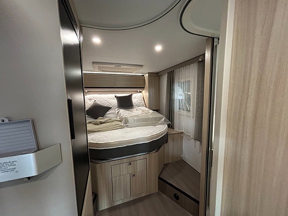Adria Compact SC / Automat / Solcell / 3500kg / Ugn 11 of 25
