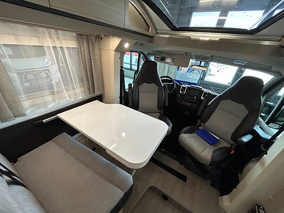 Adria Compact SC / Automat / Solcell / 3500kg / Ugn 18 of 25