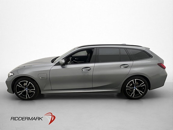 BMW 330e 4 of 30