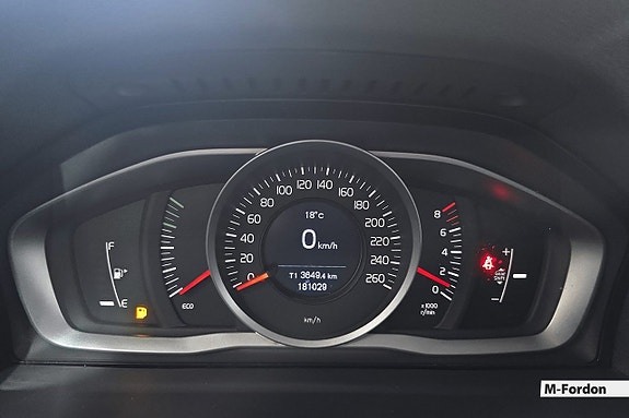 Volvo V60 11 of 18