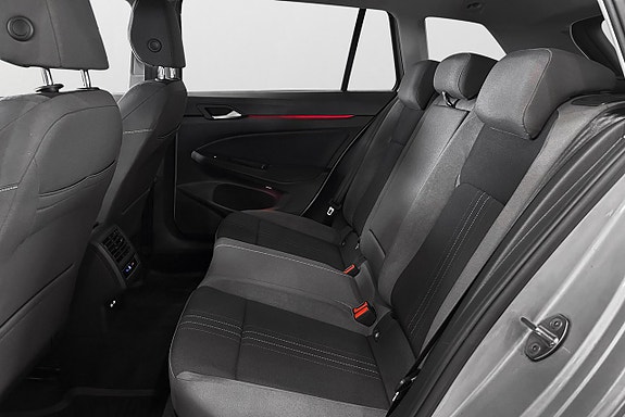 Volkswagen Golf Alltrack 9 of 17