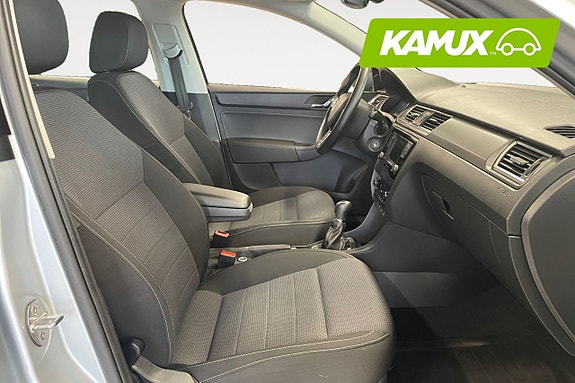 Skoda Rapid Spaceback 16 of 26