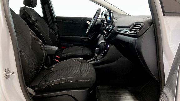 Ford Puma 3 of 9