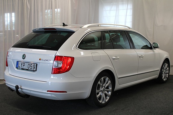 Skoda Superb 5 of 24